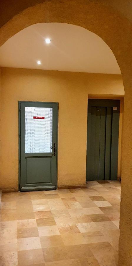 ツーロンChambre D'Hotes Sde, Wc Prive Climatise Dans Loft 80M2 Espace Commun Avec Les Habitants Salon Et Cuisineアパートメント エクステリア 写真