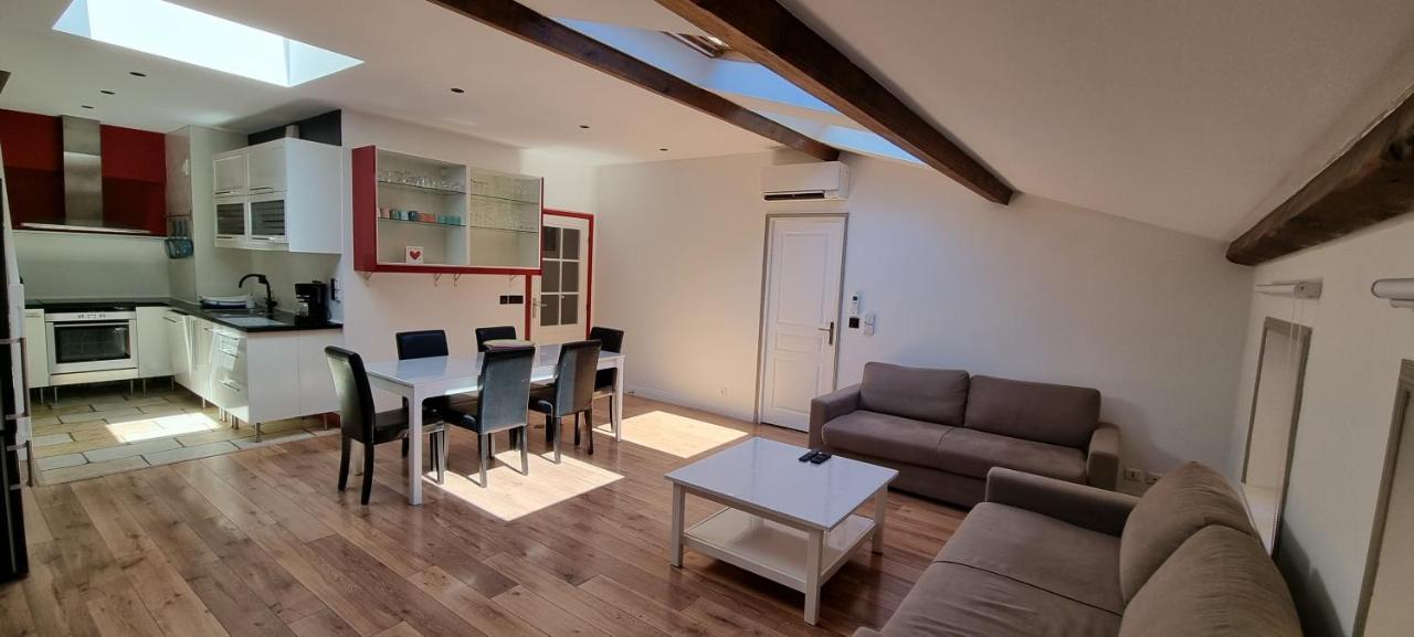 ツーロンChambre D'Hotes Sde, Wc Prive Climatise Dans Loft 80M2 Espace Commun Avec Les Habitants Salon Et Cuisineアパートメント エクステリア 写真